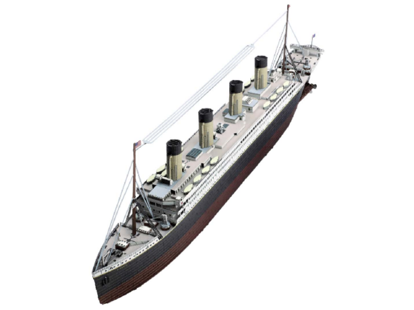 RMS Titanic, groß