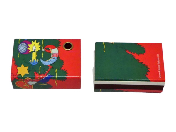 Weihnachten: Kerze im Baum