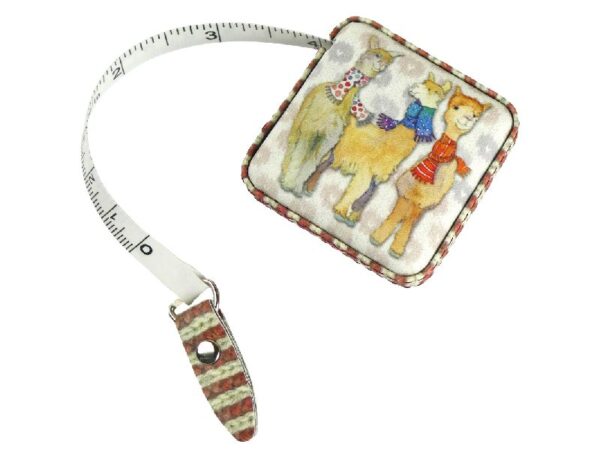 Maßband: Alpakas und Schafe