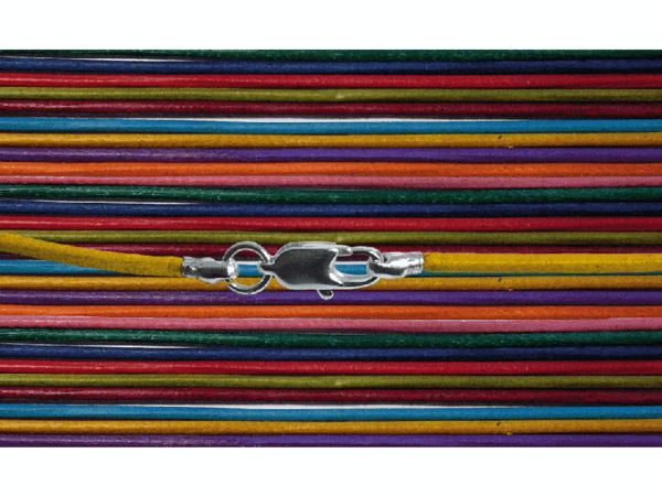 Lederband aus Ziegenleder, pflanzlich gegerbt, mit Verschluss (42cm lang)