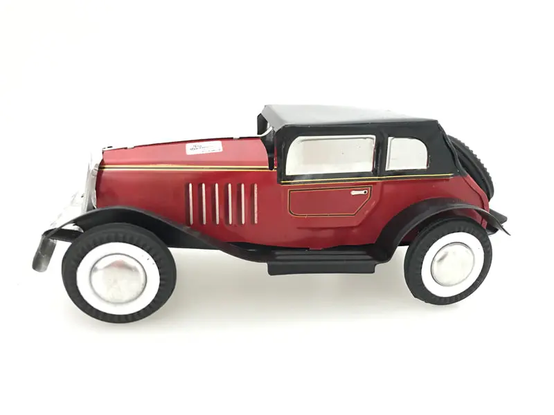 Blech: Autobausatz mit Aufziehwerk